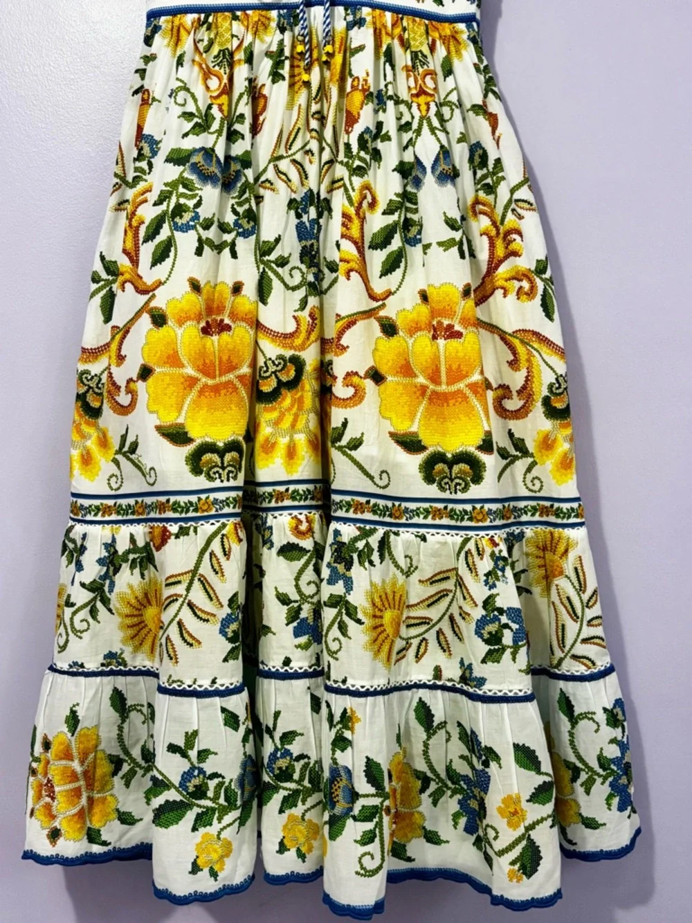 NWT FARM Rio Emily Tapestry Deep V-neck Floral Print Midi Dress SZ SMALL RV $260 - Picture 16 of 16